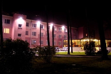 Polonia Hotel Kobylnica, Exteriorul
