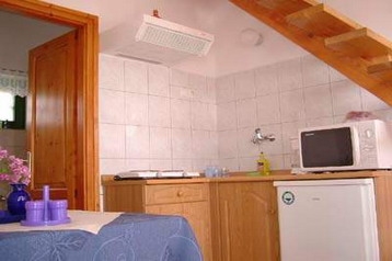 Ungari Privát Tapolca, Eksterjöör