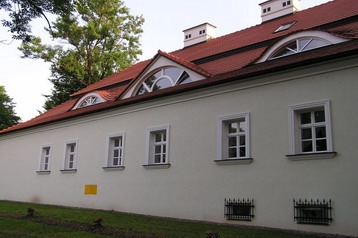 Polonia Penzión Ryglice, Exterior