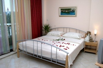 Pension Trogir 2