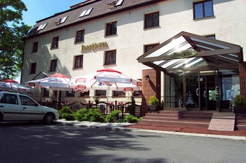 Pologne Hotel Modlnica, Extérieur