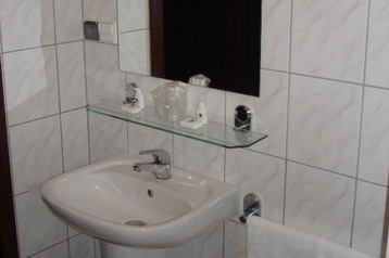 Польша Hotel Modlnica, Экстерьер