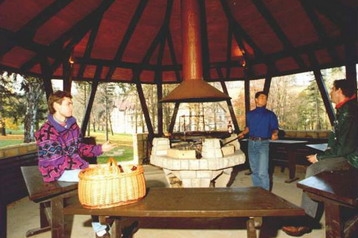 Pologne Hotel Szczytna, Extérieur