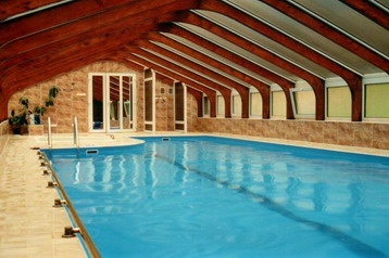 Польша Hotel Szczytna, Экстерьер