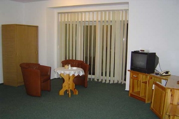 Полша Hotel Szczytna, Екстериор