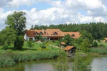 Poola Privát Świętajno, Eksterjöör