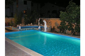 Chorvatsko Privát Poreč, Exteriér