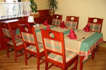 Pologne Hotel Perzyce, Extérieur