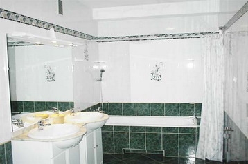 Poola Privát Varssavi / Warszawa, Eksterjöör