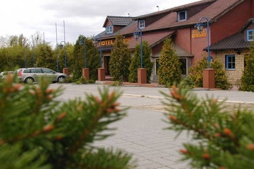 Polsko Hotel Gniezno, Exteriér