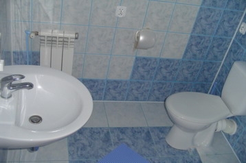 Poola Privát Kosmów, Eksterjöör