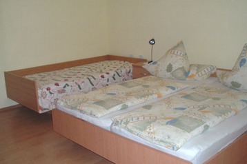 Croazia Byt Pula, Esterno