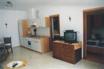 Croazia Byt Pula, Esterno