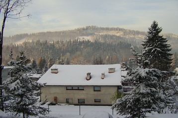 Polonia Byt Wisła, Exterior