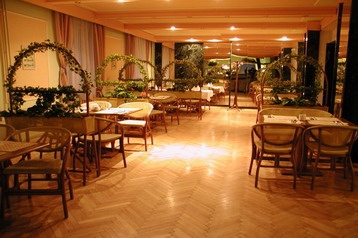 Polsko Hotel Radom, Exteriér