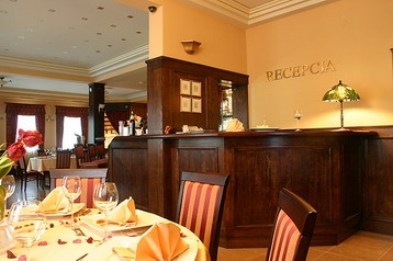 Polija Hotel Tarnów, Eksterjers