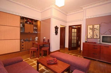 Polonia Byt Sopot, Esterno