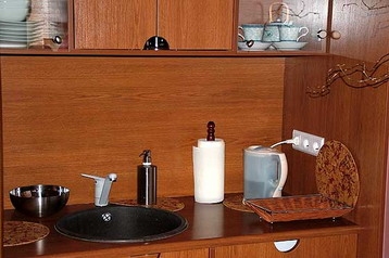 Polonia Byt Sopot, Esterno