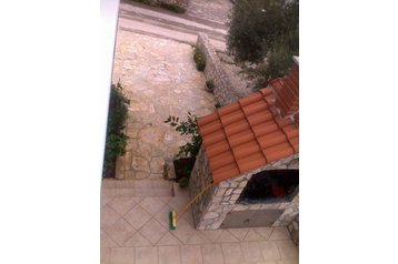 Kroatija Byt Ždrelac, Eksterjeras