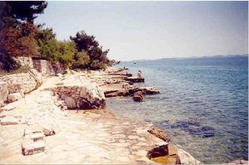 Kroatija Byt Ždrelac, Eksterjeras