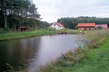 Polska Chata Barczewko, Zewnątrz