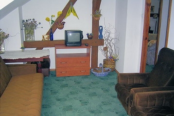 Polska Chata Barczewko, Zewnątrz