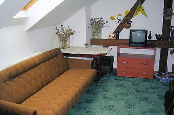 Полша Chata Barczewko, Екстериор