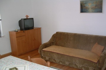 Croatie Byt Starigrad, Extérieur