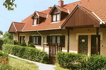 Ungarn Privát Vértesszőlős, Eksteriør