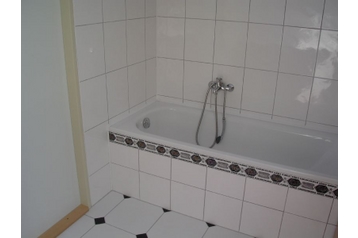 Tšehhi Vabariik Chata Karolinka, Eksterjöör