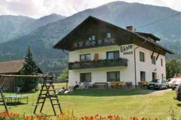 Austria Privát Kirchbach, Eksterjöör