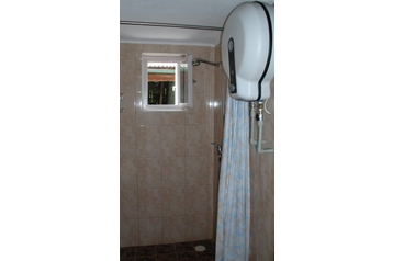 Vakantiehuis Leština 6