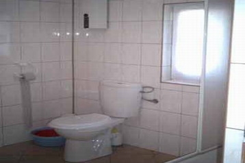 Poljska Chata Brożówka, Eksterijer