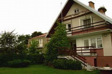 Polska Chata Rajgród, Zewnątrz