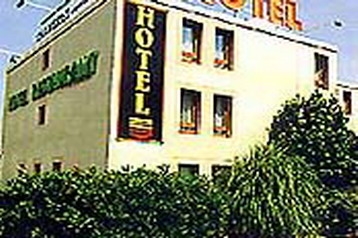 Францiя Hotel Нiм / Nîmes, Екстер'єр