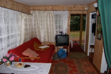 Polonia Chata Pasym, Interno