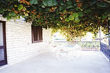 Chorvatsko Byt Supetar, Exteriér