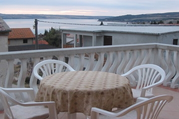 Croaţia Byt Maslenica, Exteriorul