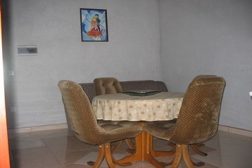 Kroatien Byt Maslenica, Exterieur