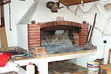 Hrvatska Byt Postira, Eksterijer