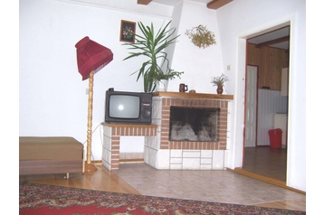 Polonia Chata Kruklanki, Interiorul