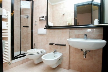 Itaalia Hotel Torino, Eksterjöör