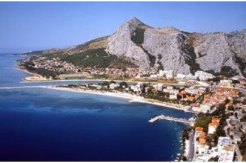 Chorvátsko Privát Omiš, Exteriér