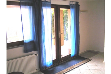 Eslovaquia Byt Senec, Exterior