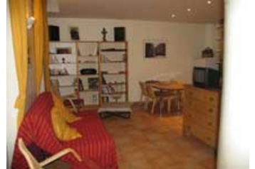 Francia Byt Marseille, Marsiglia, Interno