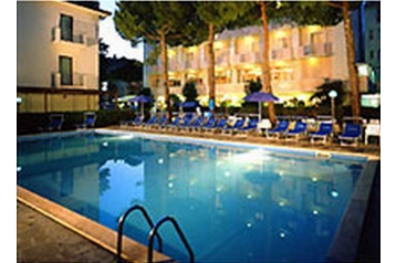 Italia Hotel Rimini, Exteriorul