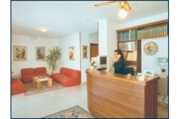 Италия Hotel Bardolino, Екстериор