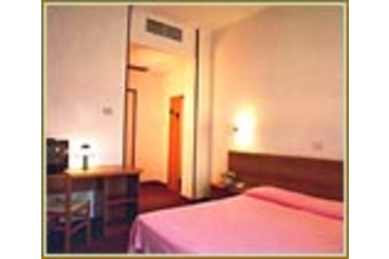 Италия Hotel Rimini, Экстерьер