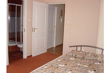 Polsko Byt Krynica-Zdrój, Exteriér