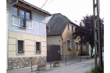 Magyarország Privát Esztergom, Exteriőr